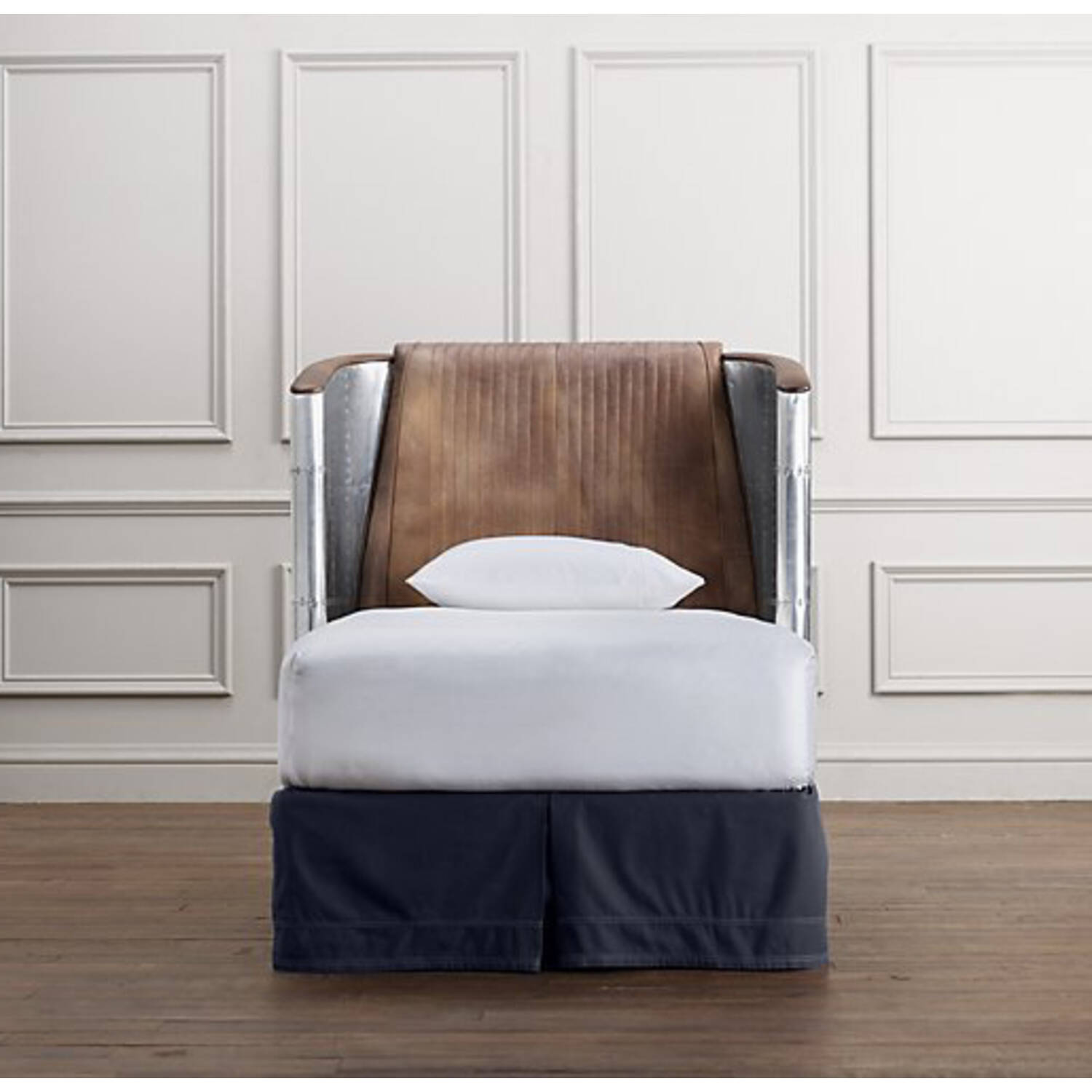 Кровать Aviator High Back Bed
