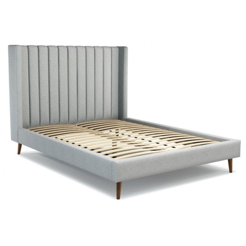 Кровать Cory на деревянных ножках, серая